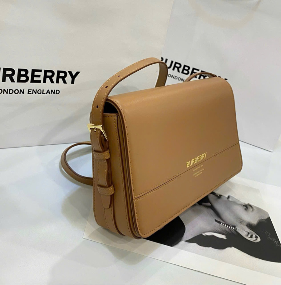 Túi Burberry