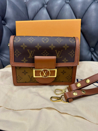 Túi Louis Vuitton