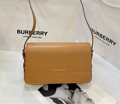 Túi Burberry