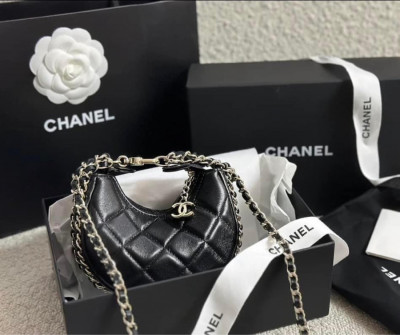 Chanel halfmoon mini