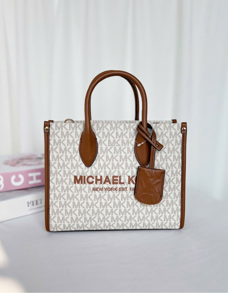 Mk tote sz 24 xinh xinh 🥰