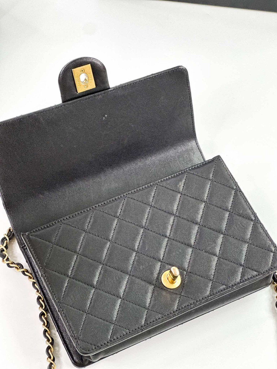 Chanel ngọc trai