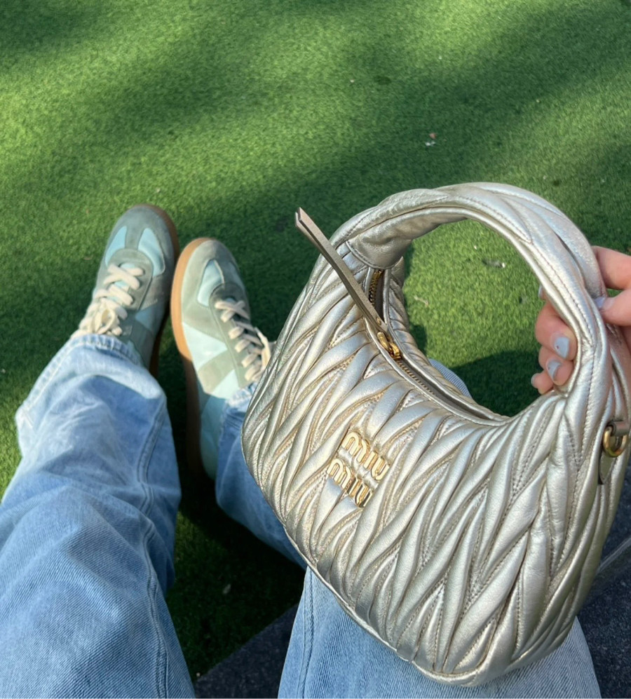 Túi Miu miu wander hobo mini gold 🎁