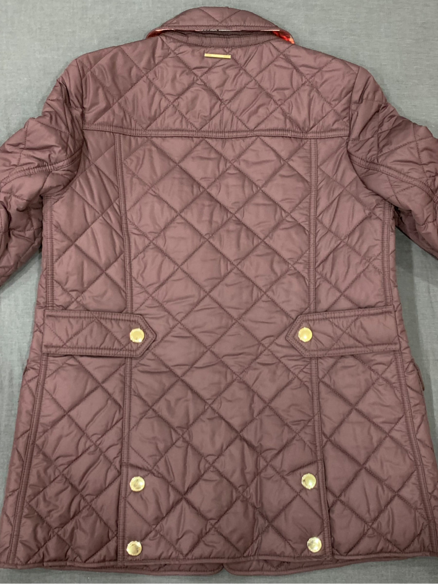 Áo Burberry like new XS 2 màu đỏ mận và beige