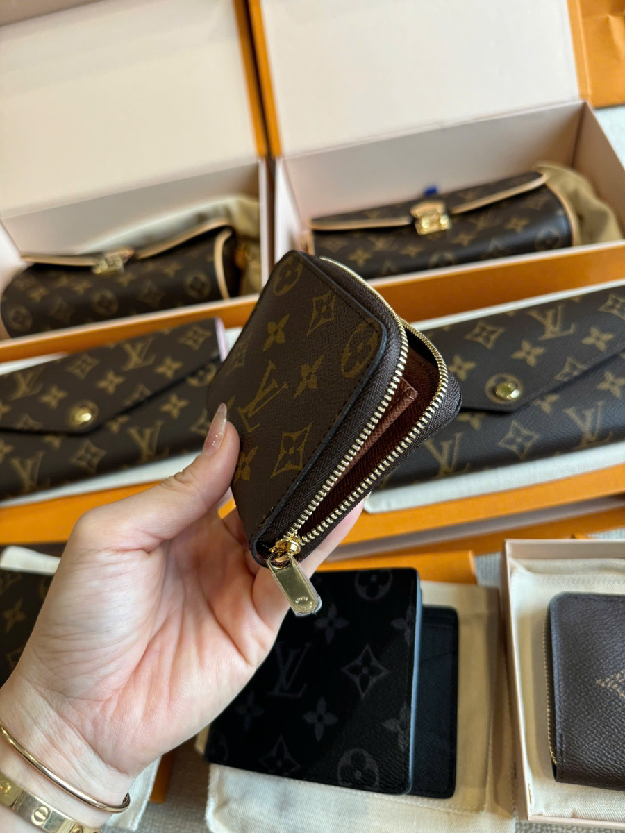 Ví Louis Vuitton