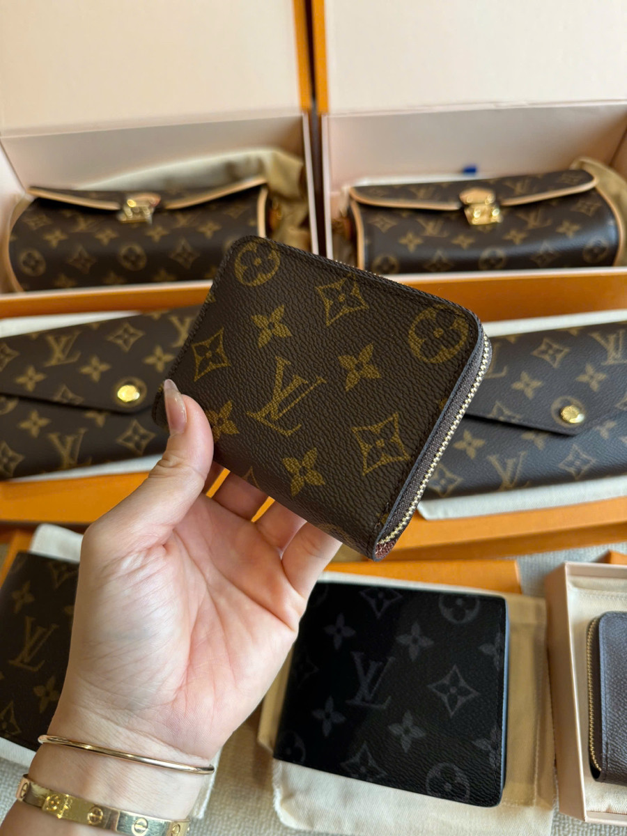 Ví Louis Vuitton