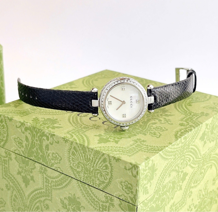 Đồng hồ Gucci