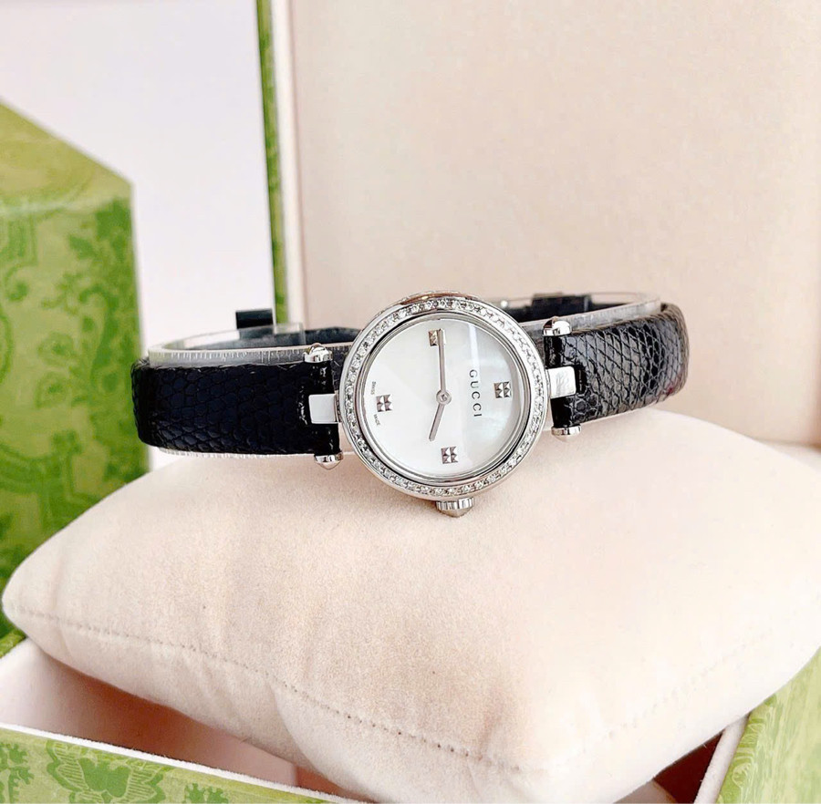 Đồng hồ Gucci