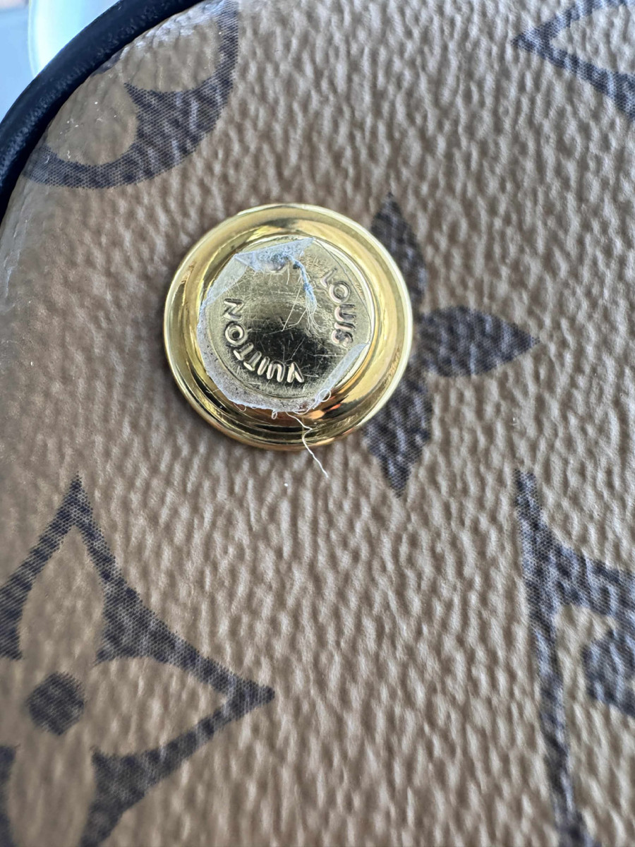 Lv vanity