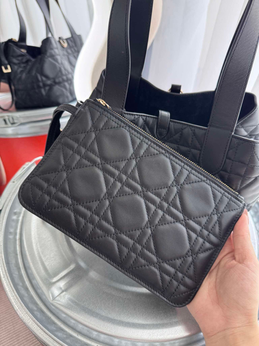 DIOR TOUJOURS