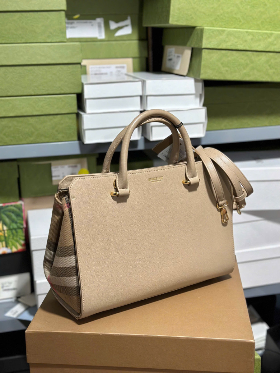 Túi Burberry