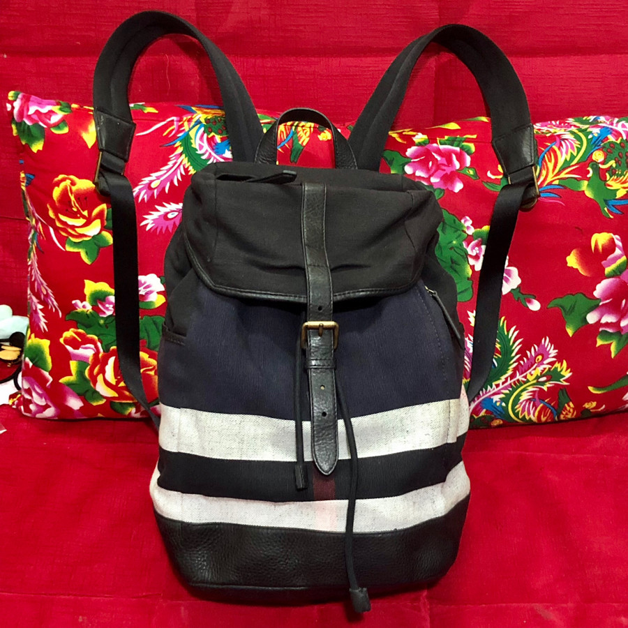 ❤️ Burberry - London Check and Zip Around Black Canvas / Leather Backpack: