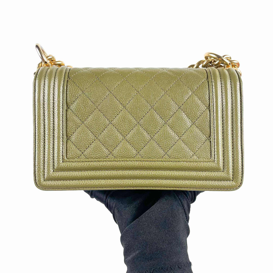 Chanel boy