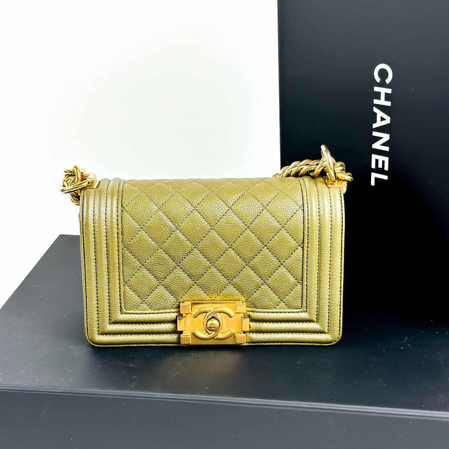 Chanel boy
