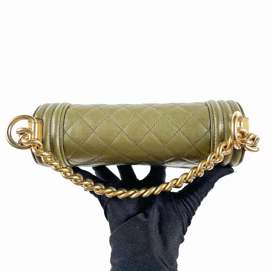 Chanel boy