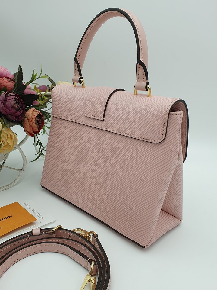 Túi xách Louis Vuitton Locky BB siêu cấp màu hồng size 20 cm  M48818