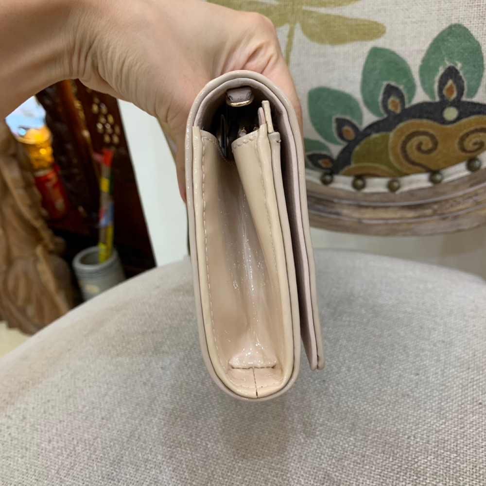 Túi Dior woc clutch da bóng màu beige