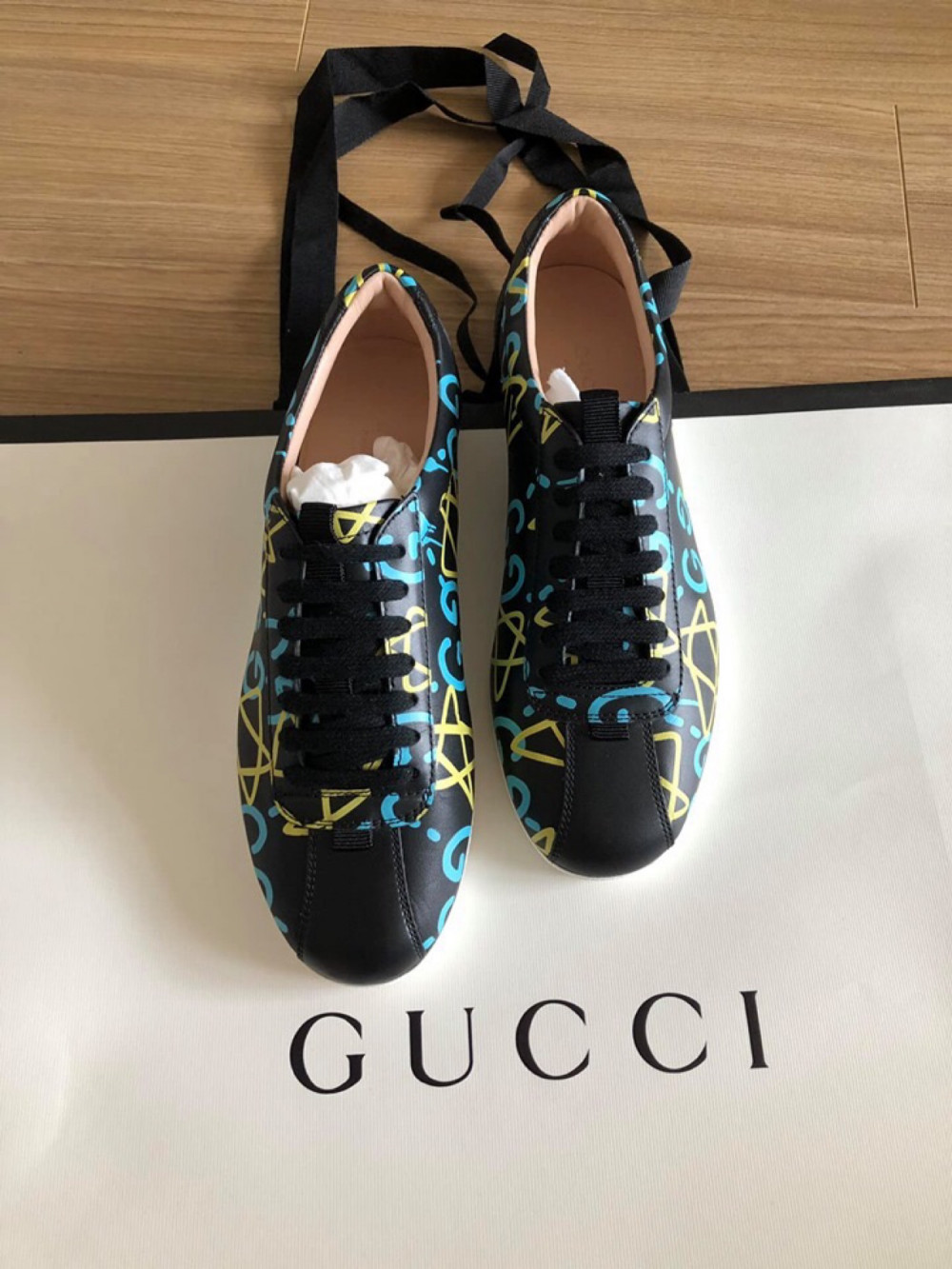 Giày gucci new