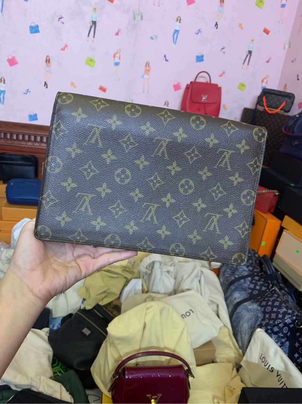 Louis vuitton clutch limited ( siêu hiếm )