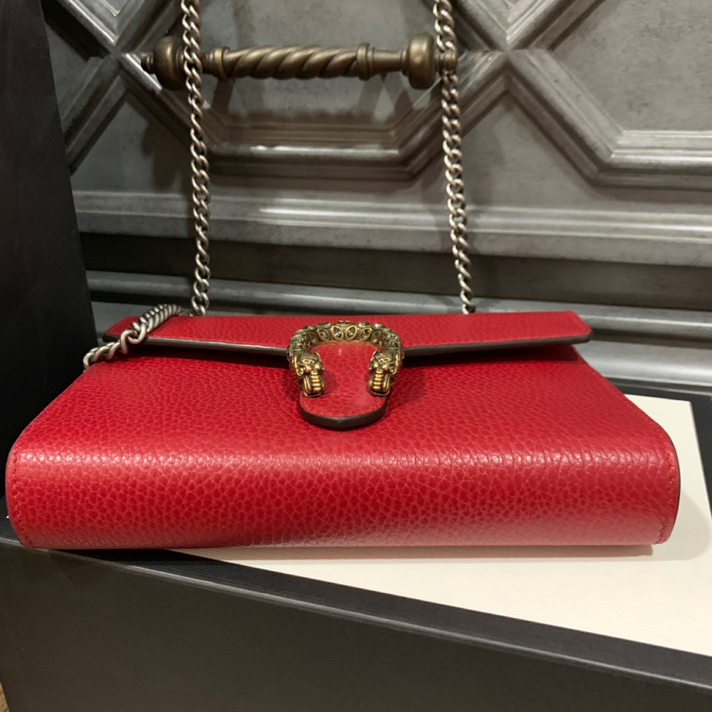 Túi Gucci Dionysus đỏ