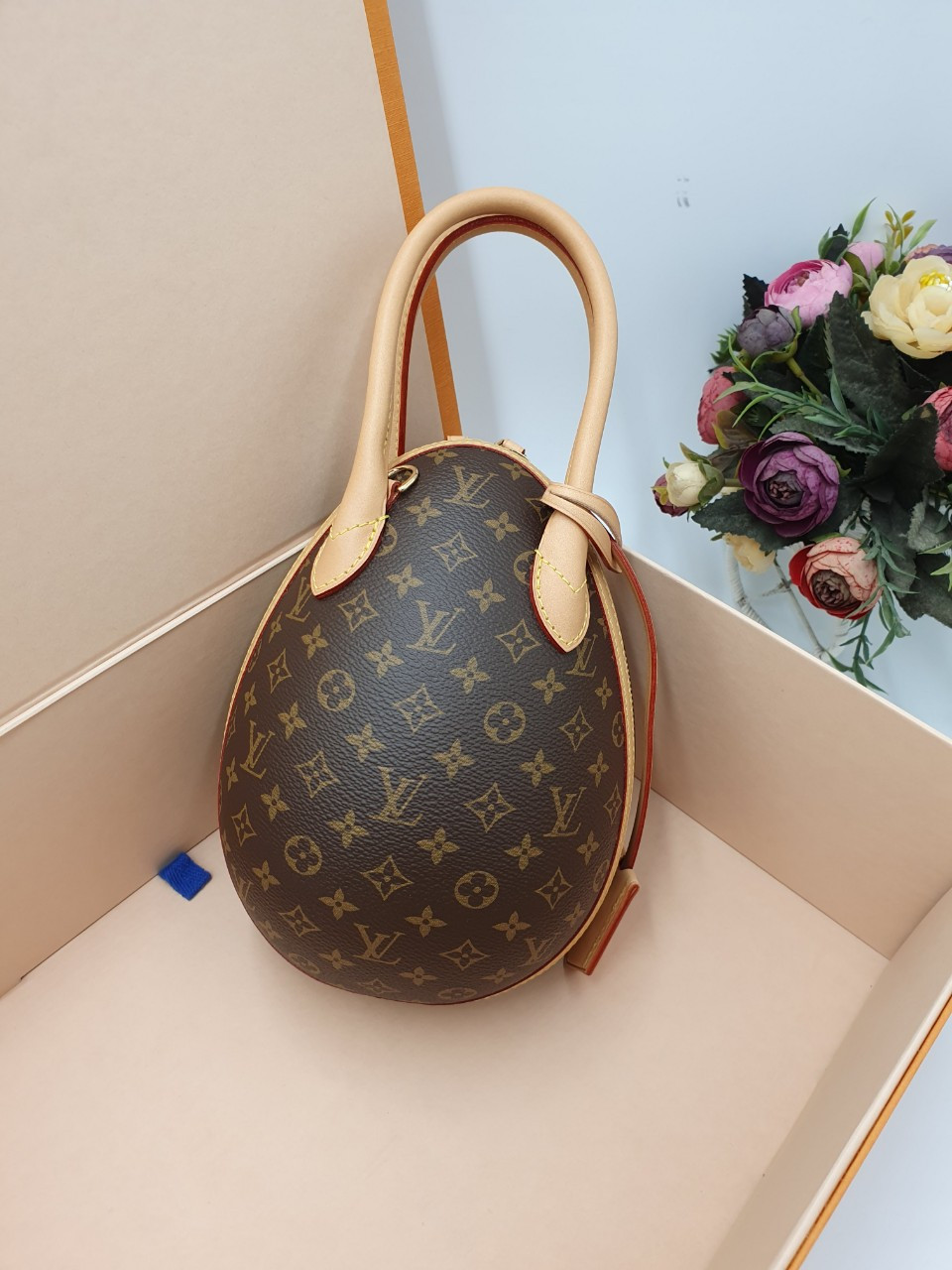 Louis Vuitton Egg Bag - Tín đồ hàng hiệu