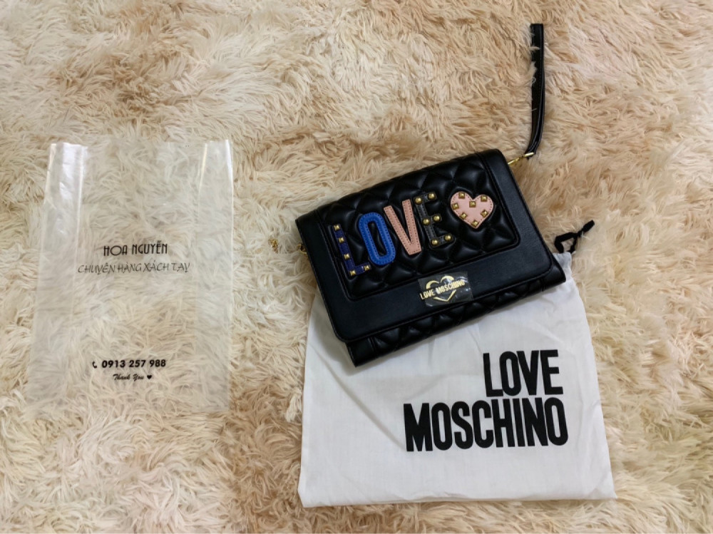 Clutch Moschino