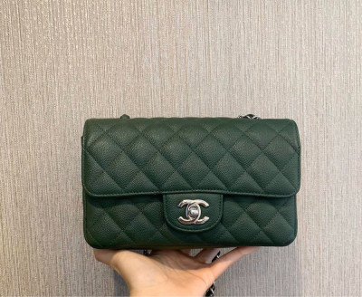 CHANEL MINI 8 GREEN CAVIAR code 25