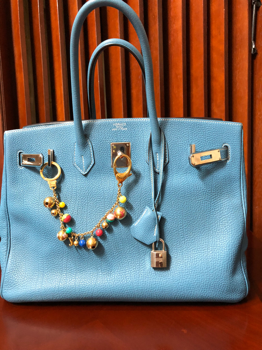 HM Kelly Orange 32 : 105tr. HM Birkin Blue Jean 35:150tr. Chanel extramini: 42tr