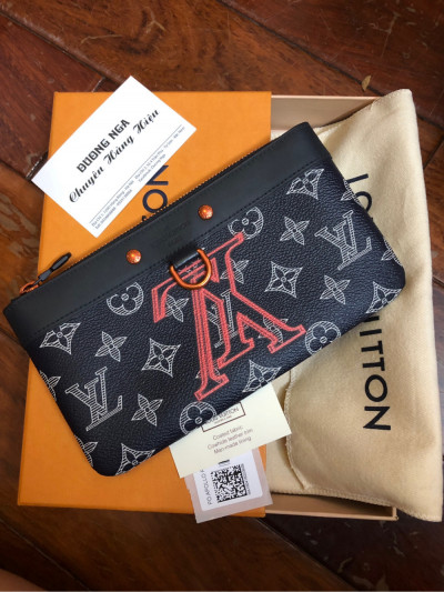 Louis Vuitton  pouch upside down Limited