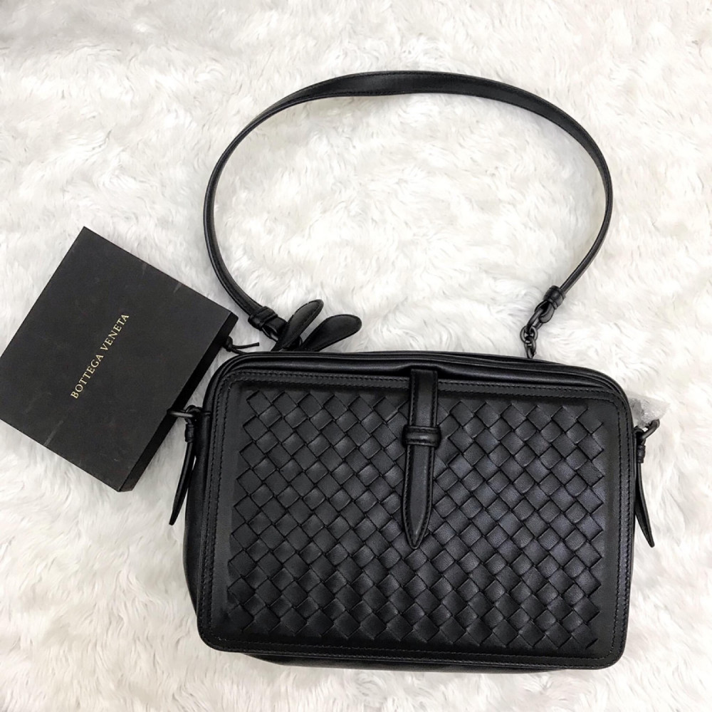 Bottega Vetena Black Medium Clutch