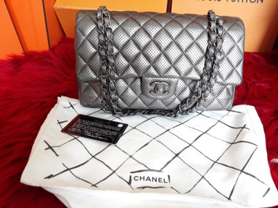 Chanel Classic Medium