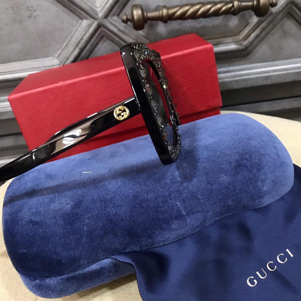 Kính Gucci crystal