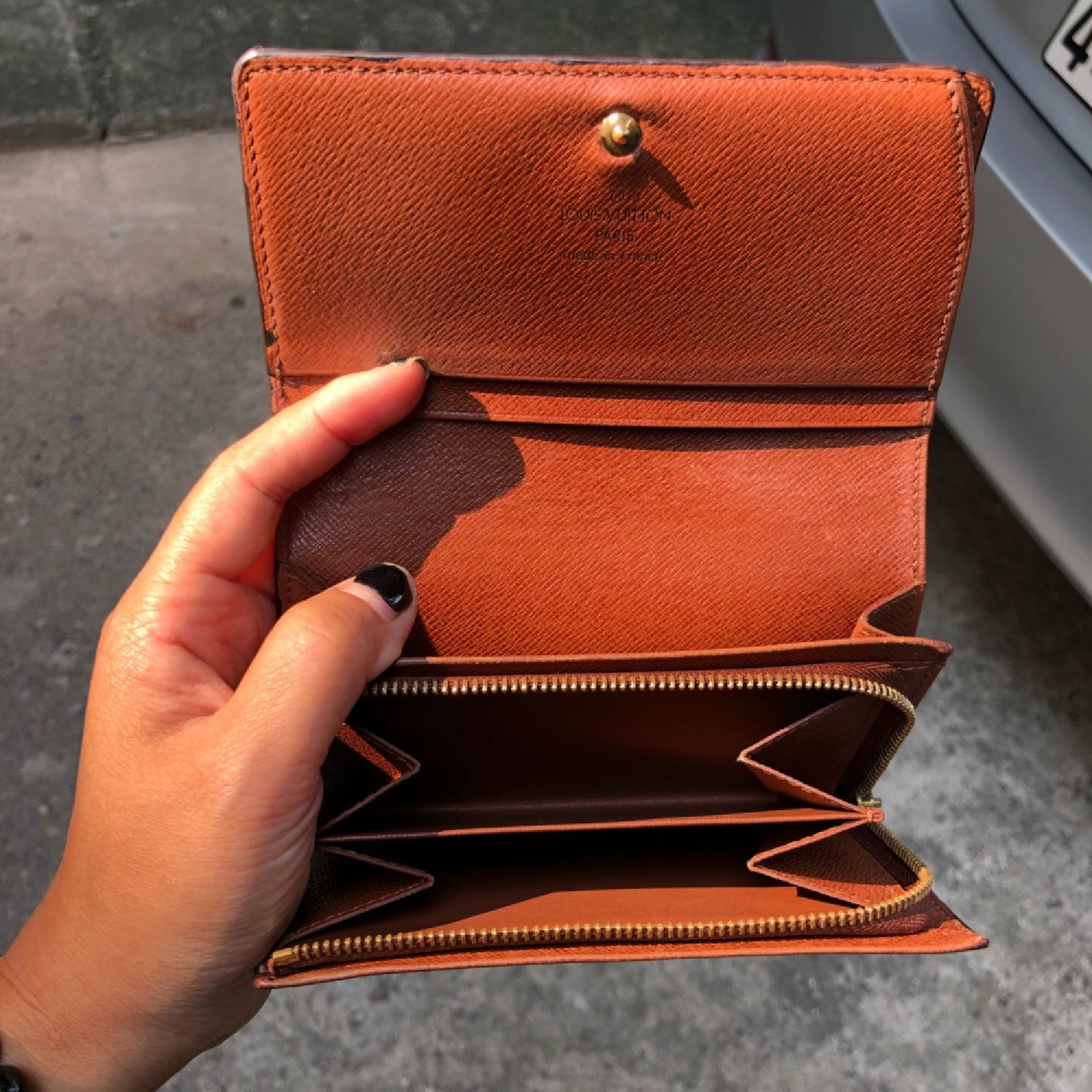 LV Bifold Wallet with Coin Pocket Portonet Bie Tresol Monogram