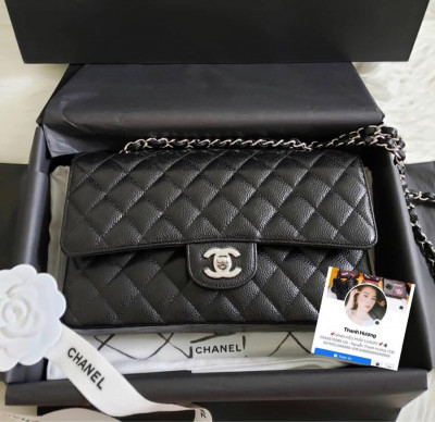 Chanel classic Medium