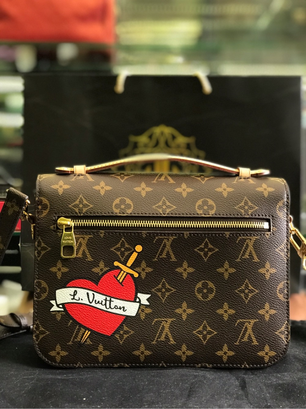 Túi Louis Vuitton