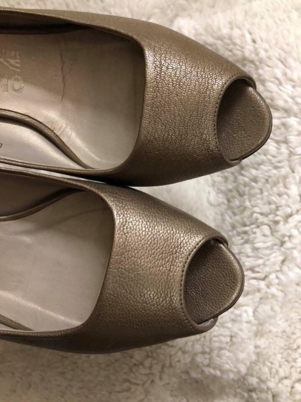 Salvatore ferragamo pump - hở mũi - nhũ đồng sz 6,5D