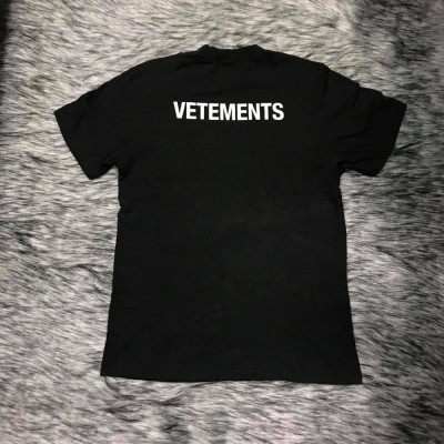 Áo Vetements