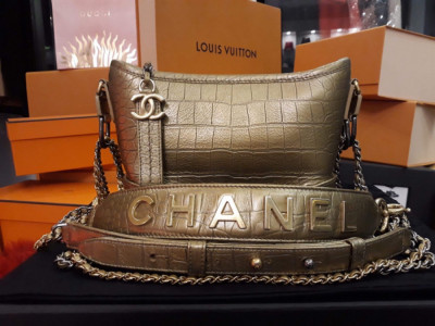 Chanel Gab croc Small 99%