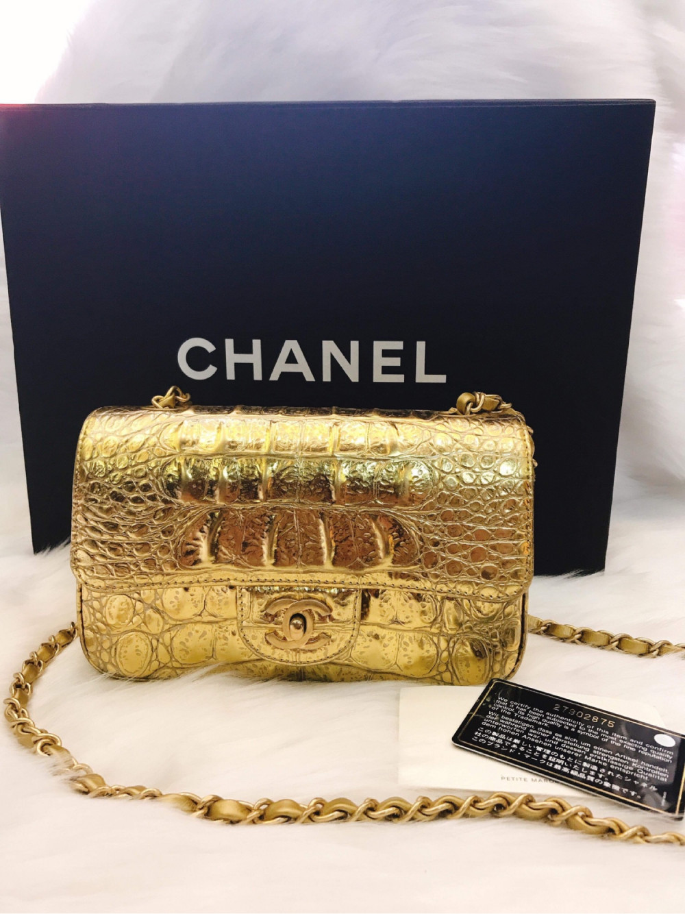 Chanel Mini 8 croc like new