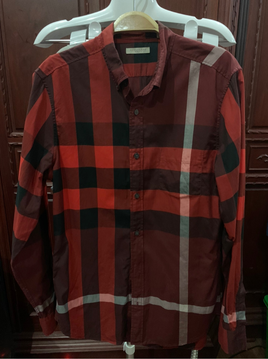 Thanh lý áo Burberry like new 98-99% sz S