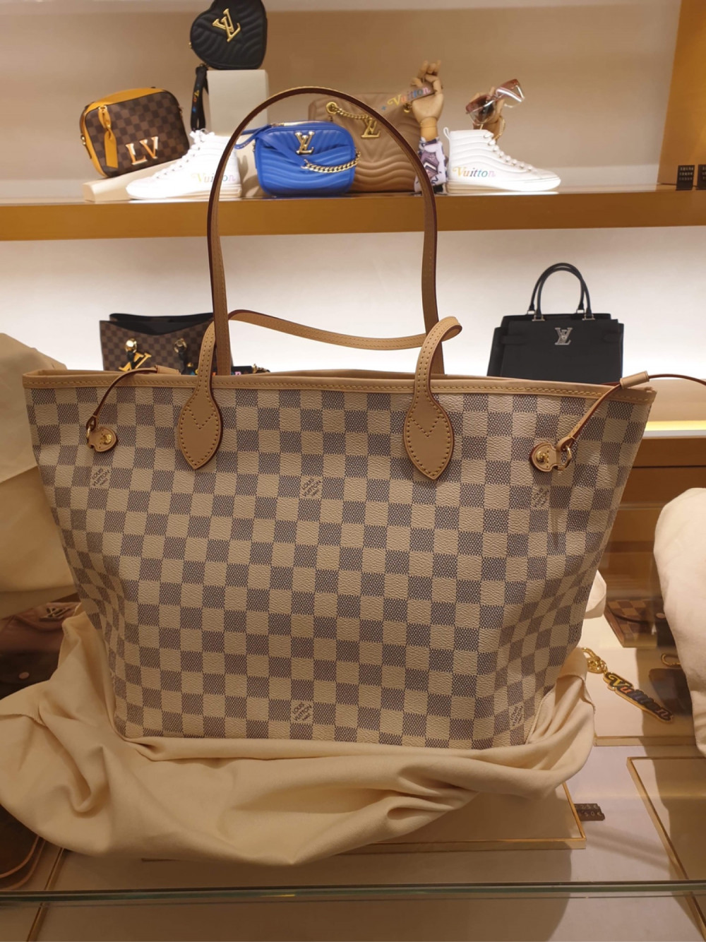 Lv neverfull size MM