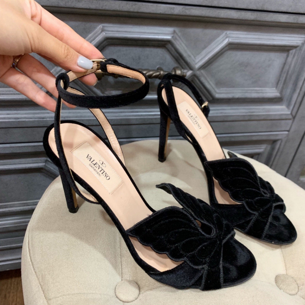 Sandal Valentino nhung đen sz 36.5