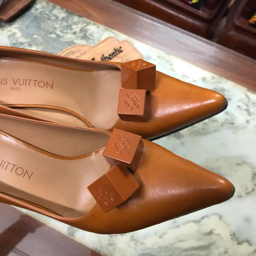 ❤️Louis vuitton cubis pump - camel sz 38( chân 37,5 or 38 mỏng)