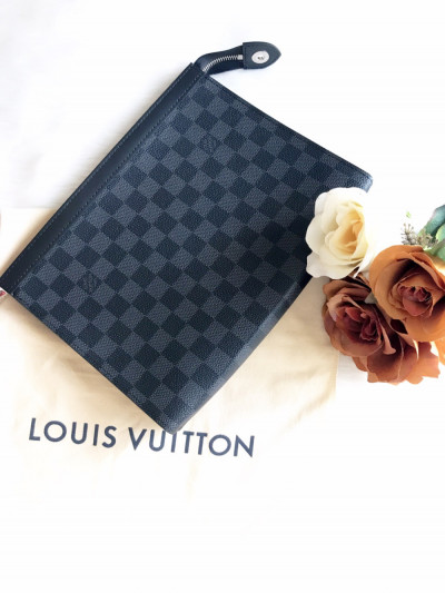 Cluth Louis Vuitton