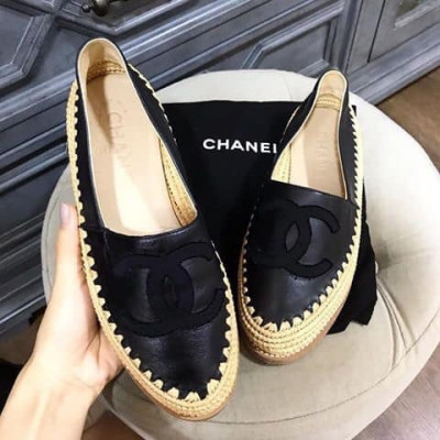 Giày Chanel slipon cói size 35