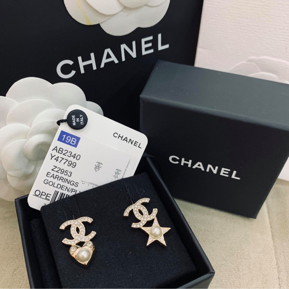 Khuyên tai Chanel mẫu 2019