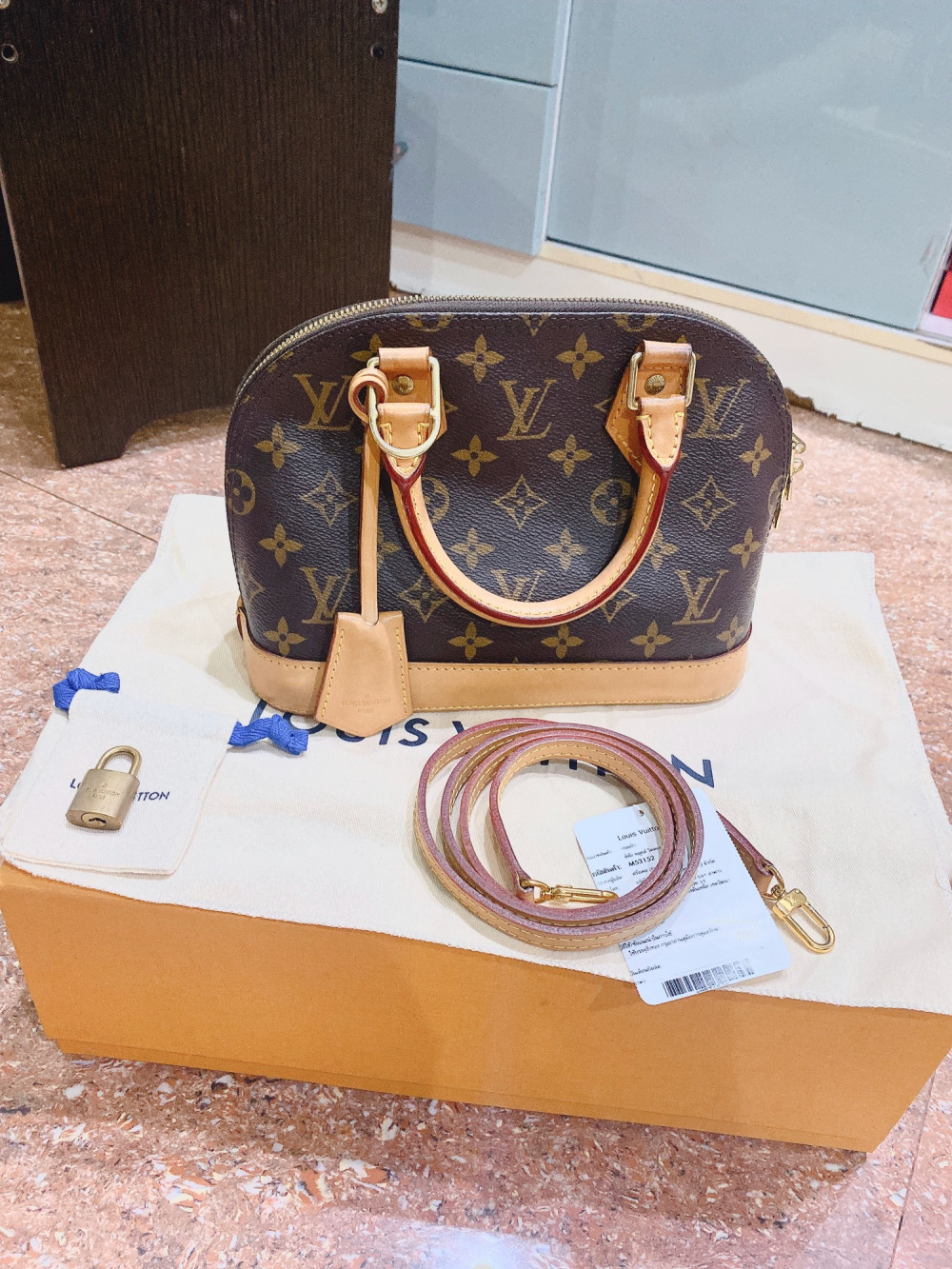 LV alma bb monogram