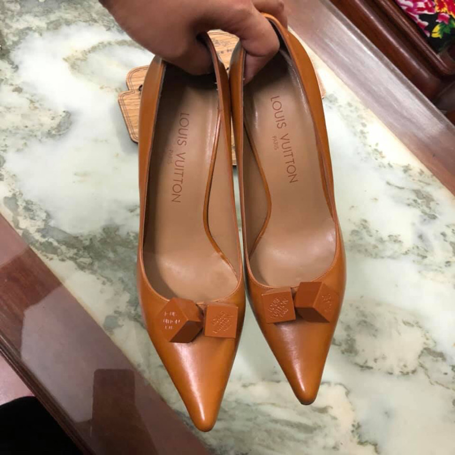 ❤️Louis vuitton cubis pump - camel sz 38( chân 37,5 or 38 mỏng)