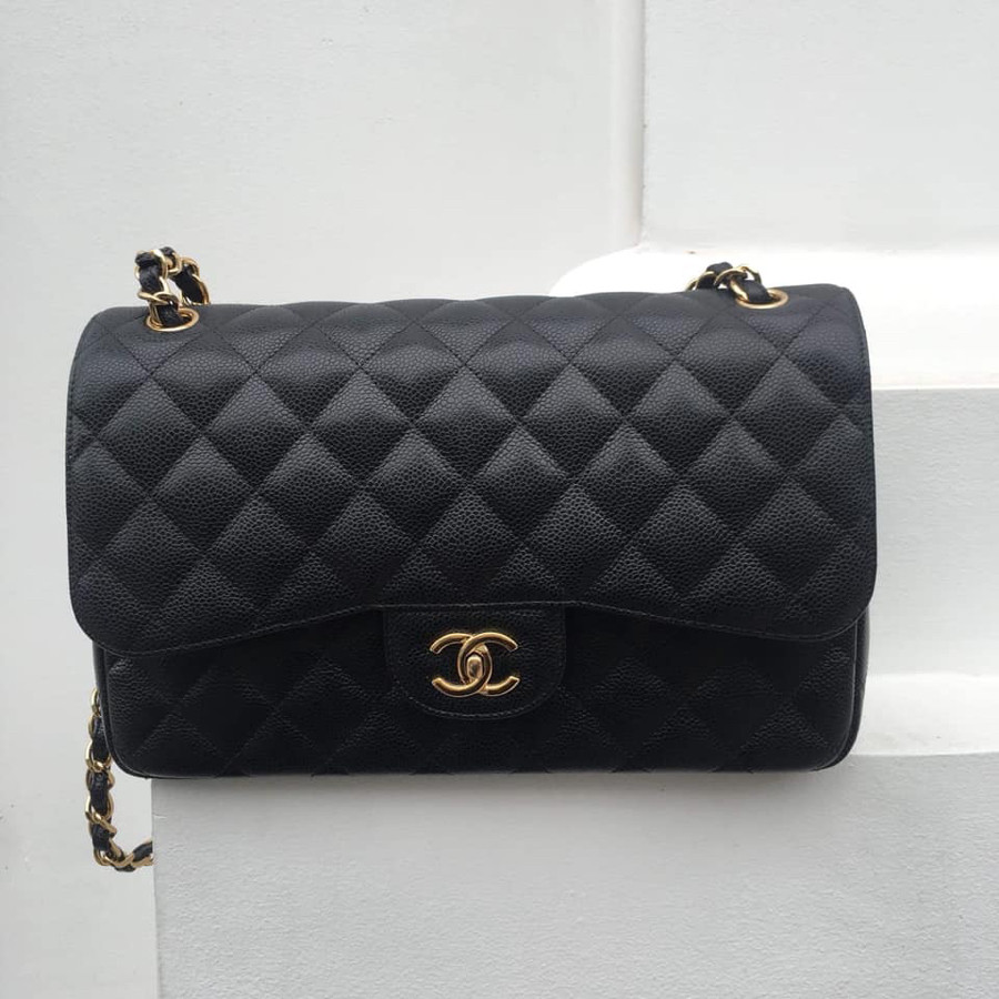 Chanel jumbo caviar bag