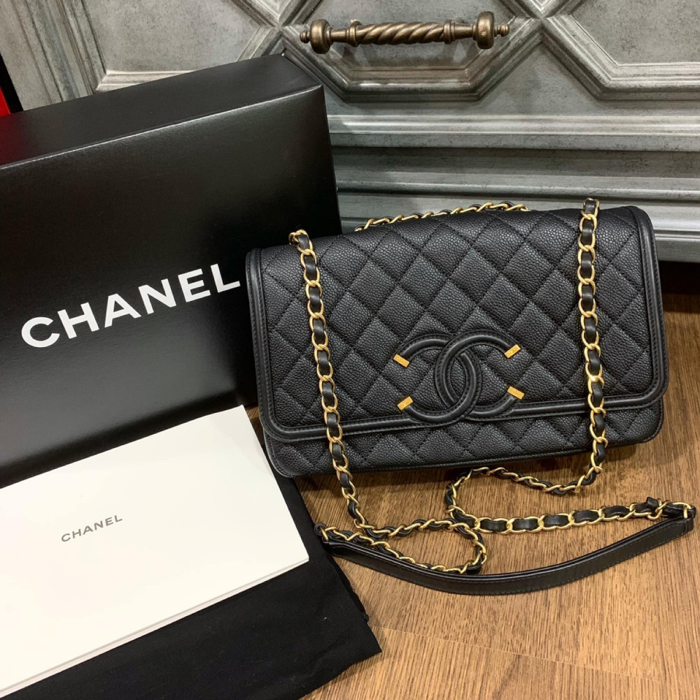 Túi Chanel Filigree Medium Caviar GHW